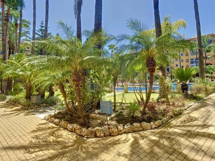Avn Barcelona Apartment Marbella
