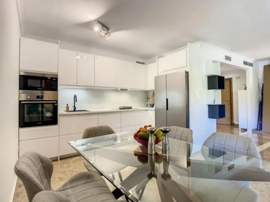 Avn Barcelona Apartment Marbella