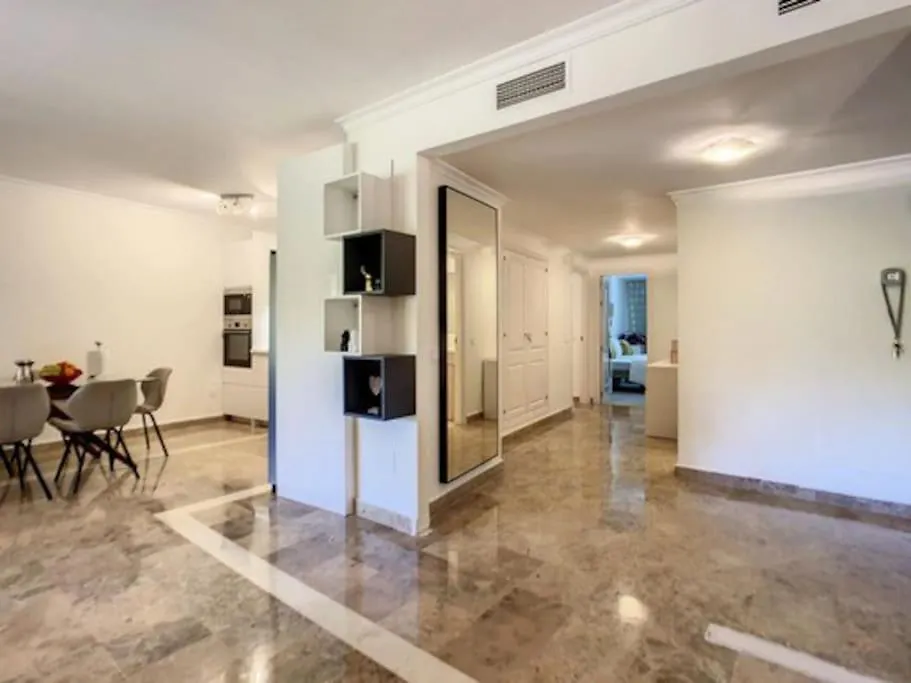 Avn Barcelona Apartment Marbella
