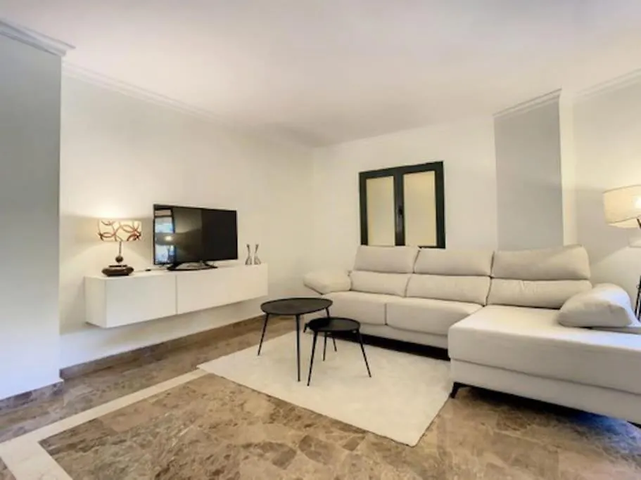 Avn Barcelona Apartment Marbella