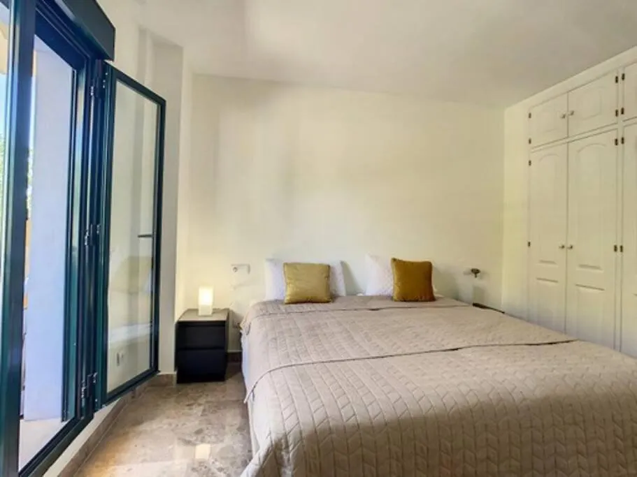 Avn Barcelona Apartment Marbella 0*,
